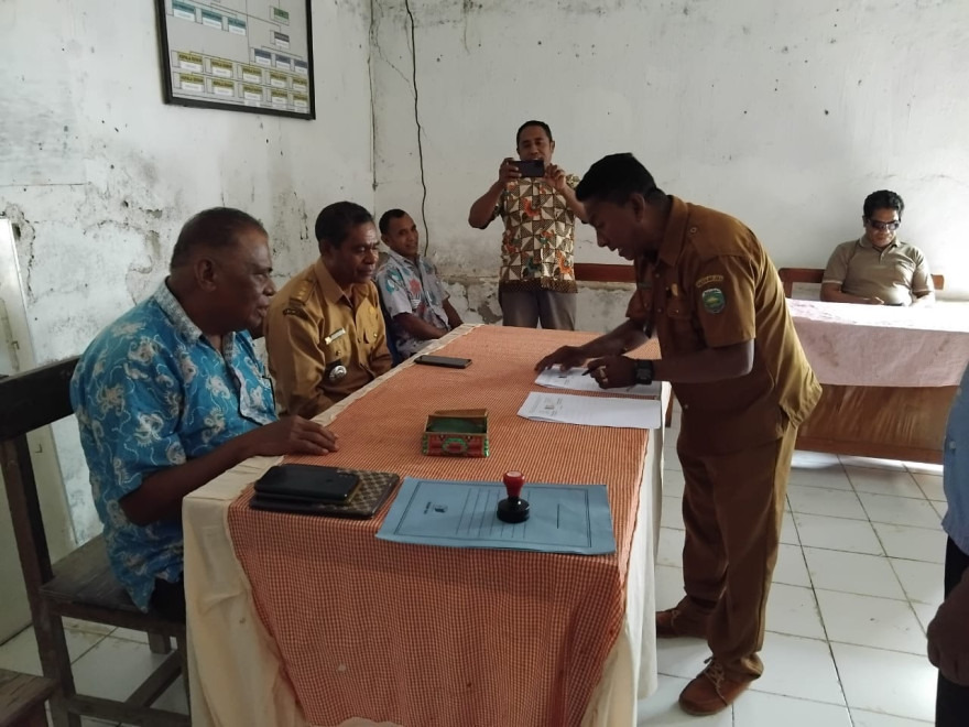Album : Serah terima jabatan Pj Kades Kareana